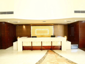 I-Square Hotel by OYO Rooms