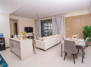 Executive 1 Br -Gtc with gym & Pool