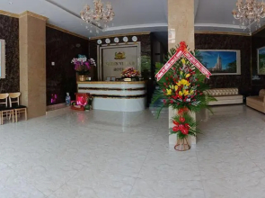 Queen Villa Hotel 2