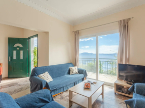 Sofia Large Private Pool Walk to Beach Sea Views A C Wifi Car Not Required - 1552