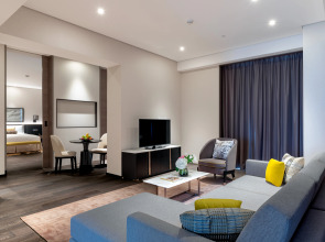 Taj Jumeirah Lakes Towers