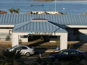 Blue Sail Inn
