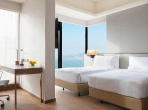 Island Pacific Hotel