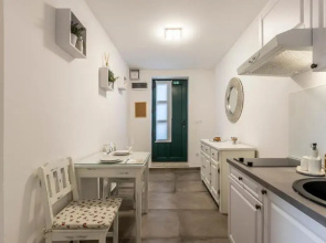 Studio Apartment Luka