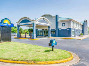 Days Inn by Wyndham Coliseum Montgomery AL