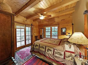 Elkhorn Cabin
