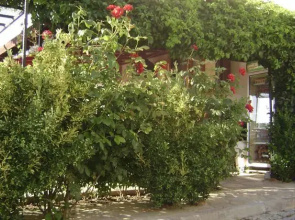 Adakale Konuk Evi