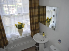 Rydal Lodge Country House B & B