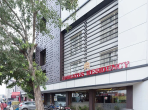 Treebo Emirates Residency