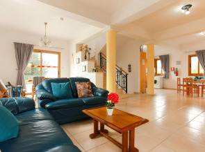 Villa Hera Argaka in Argaka