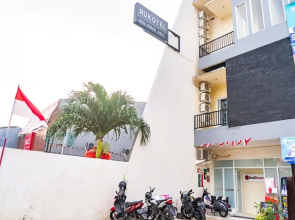 RedDoorz near CBD Ciledug