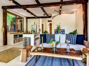 Beachfront luxury villa- 2 bedrooms