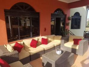 Kingsmen Suites
