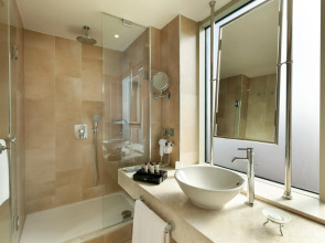 Titanic Port Bakirkoy