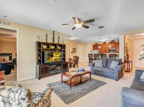 Vista Cay 2BR on Universal Blvd 2-miles to I-Dr 5049CV