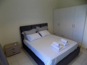 Central Cute 2Bd Balcony apt in Skiathos