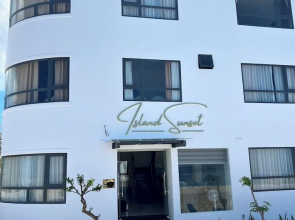 Island Sunset Hotel