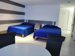 Spectacular Twin Towers Suite