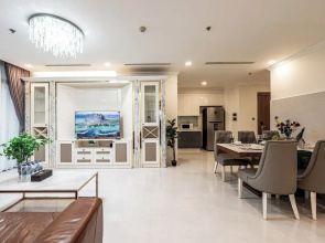 Vinhomes Central Park Apartment by Hava