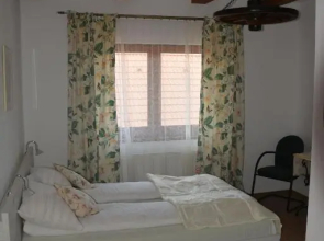 Traditions House