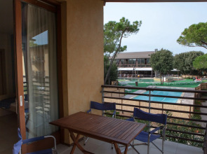 Canado Club Family Village