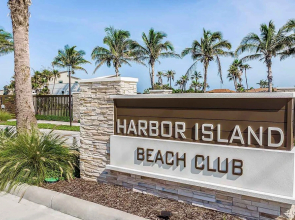 Harbor Island Beach Club by Villatel