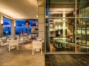 Royal Beach Tel Aviv Hotel
