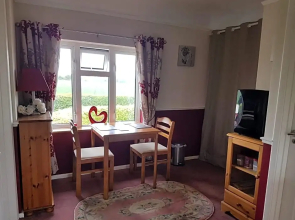 Chimneys Bed  Breakfast