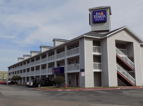 InTown Suites Extended Stay Austin TX - North Lamar Blvd