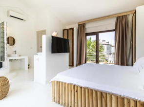 777 Alaçatı (+16 Adult Only)