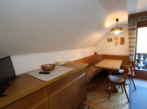 Countryside Apartment in Gmünd near Cross Country Skiing