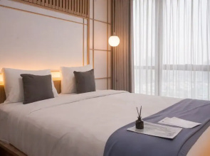 Warm And Well Designed 1Br At The Smith Alam Sutera Apartment
