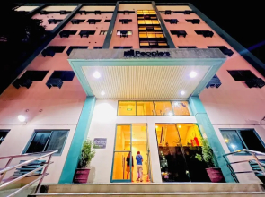 People's Condo Atria