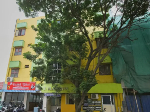 Bt Mansion by OYO Rooms