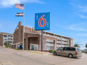 Motel 6 Colorado Springs, CO - Air Force Academy