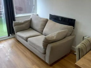 Modern Apartment with Roof Garden Close to City Centre