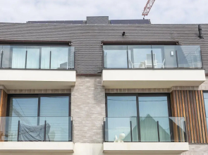 Newly Built Rooftop Flat With Sun-facing Terrace