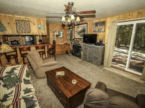 Our Mountain Hideaway - 2 Br home by RedAwning