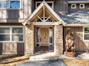 Casa Cassaretto - This Beautiful Lakefront Home is Only 50 yards from Marina Beach by Yosemite Region Resorts