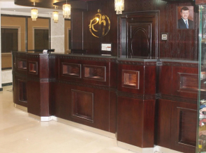 Rest Hills Hotel