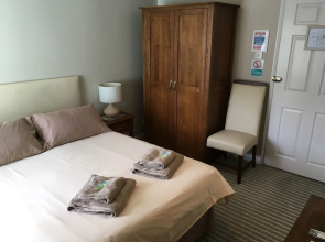 The Waterfront Inn