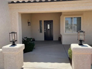 Tropic Paradise 3 bed + 3 Bath Pool Home