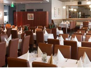 Skyline Airport Hotel