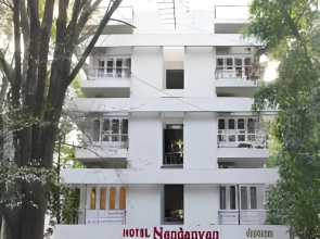 Hotel Nandanvan Annexe