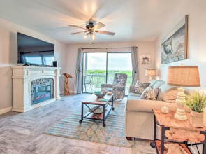Oceanfront St Helena Island Condo w/ Beach Access!