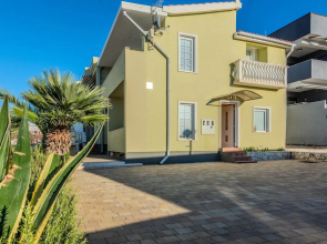 Apartments Mahnet