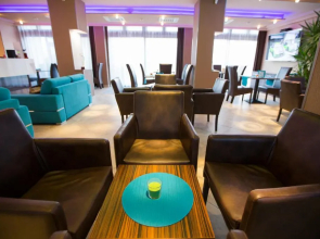 Pole Position Beach Hotel