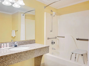 Ramada Cartersville