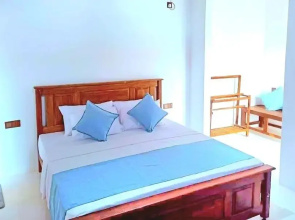 Wild Waves Kumana Safari & Surf Resort