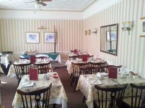 Roseglen Hotel